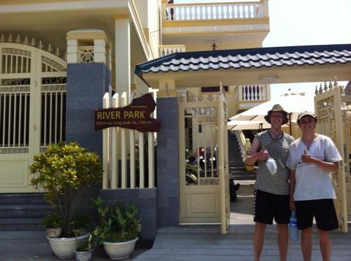 river park homestay and hostel