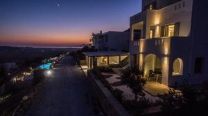 halcyon suites and villas naxos