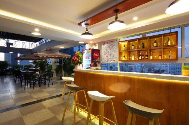 maple leaf hotel and apartment