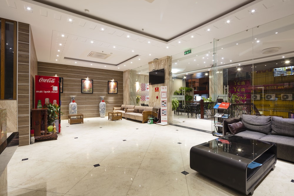 maple leaf hotel and apartment