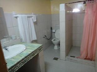 Holiday View Inn Taman Negara,Near Taman Negara Tourist Information Center,3 star