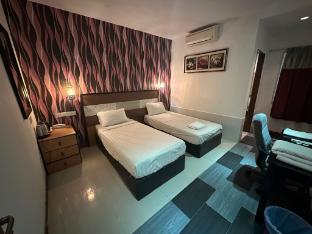 hotel midtown villa