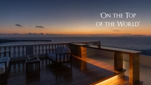 oia mansion