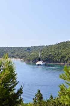 sivota seascape