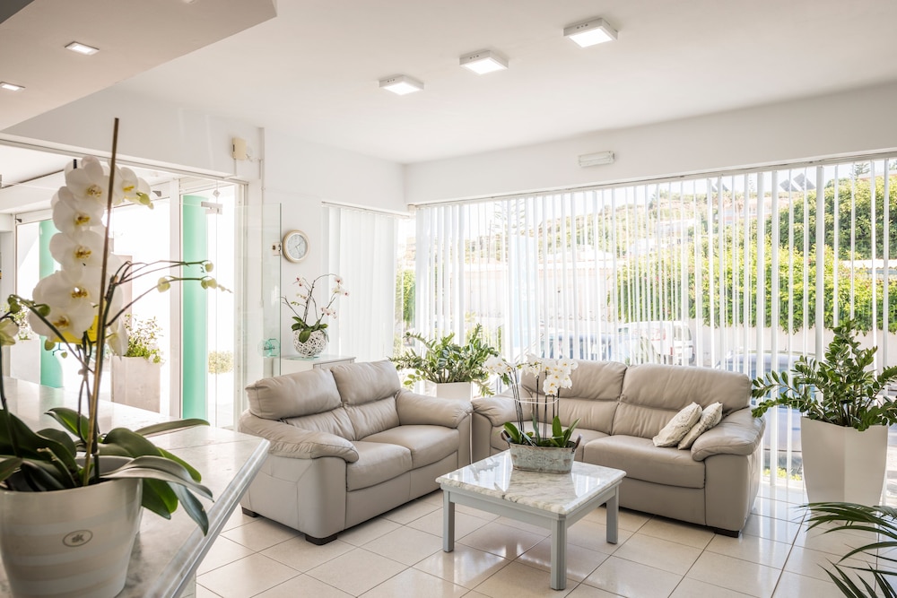 kristall suites hotel chania