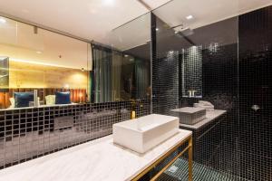 viajero bogota hostel and spa