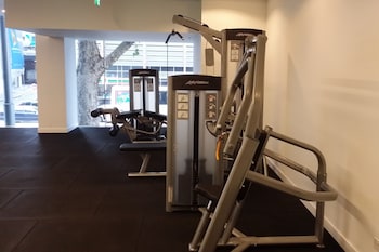 aura on flinders serviced apartments