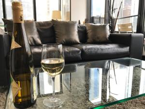 aura on flinders serviced apartments