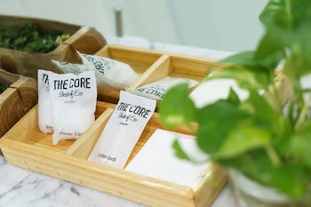 the core gallery hotel