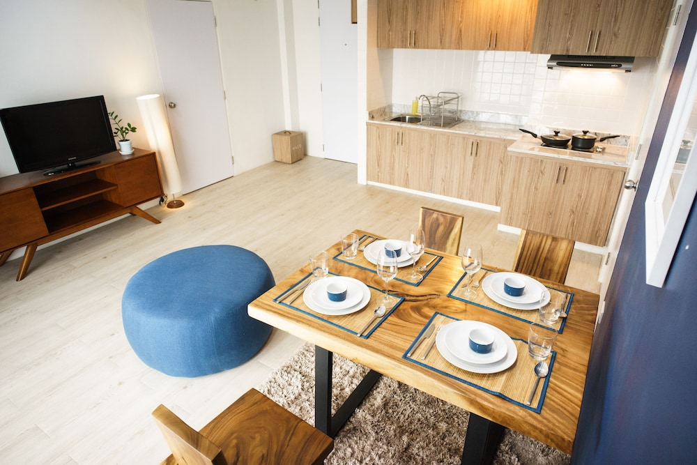 the core gallery hotel