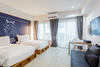 the core gallery hotel