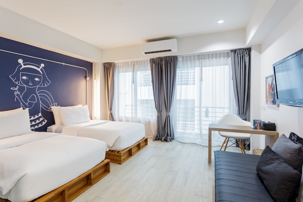 the core gallery hotel