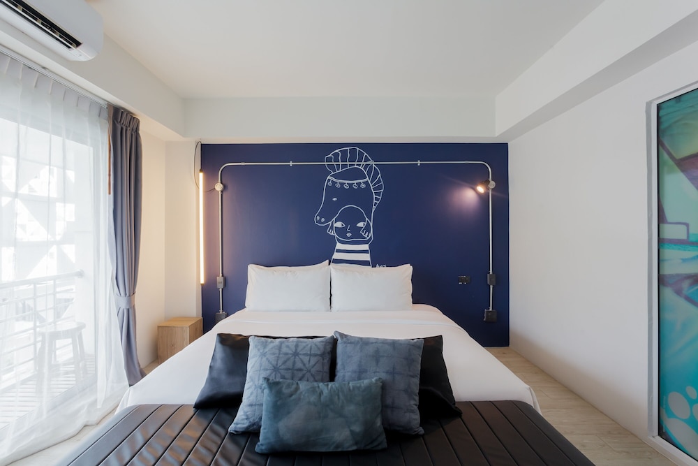 the core gallery hotel