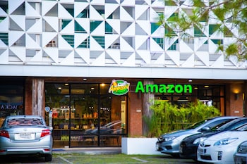 the core gallery hotel