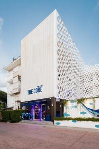 the core gallery hotel