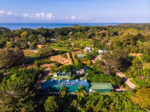 Hotel El Tecal,Dominical>>Ballena,3 star