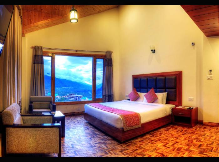 chandertal regency by summit