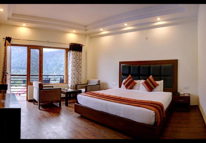 chandertal regency by summit