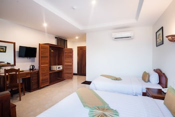 relax hotel
