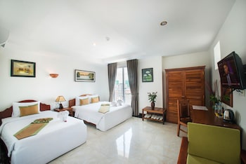 relax hotel