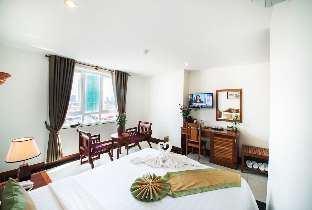 relax hotel