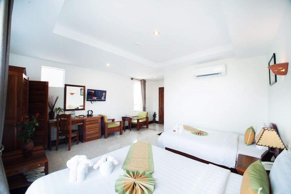 relax hotel
