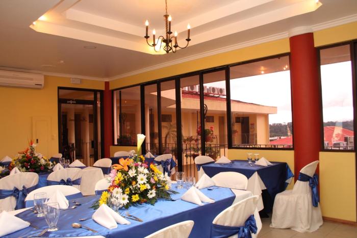 luckys hotel y casino