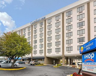 Fairfield Inn & Suites By Marriott Alexandria West/Mark Center,Franconia>>Alexandria,3 star