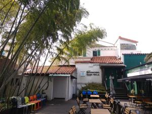 backpackers home