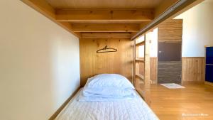 backpackers home