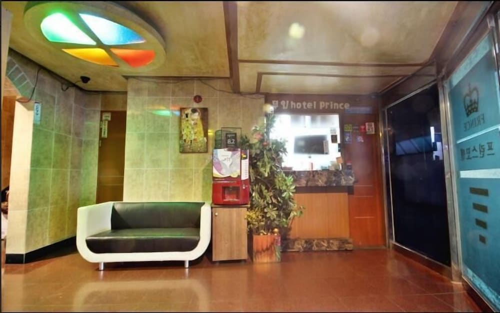 prince motel