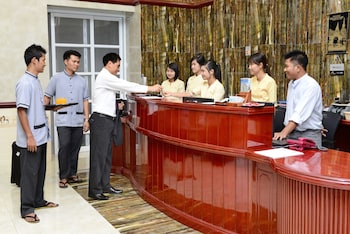 hotel grand united ahlone branch