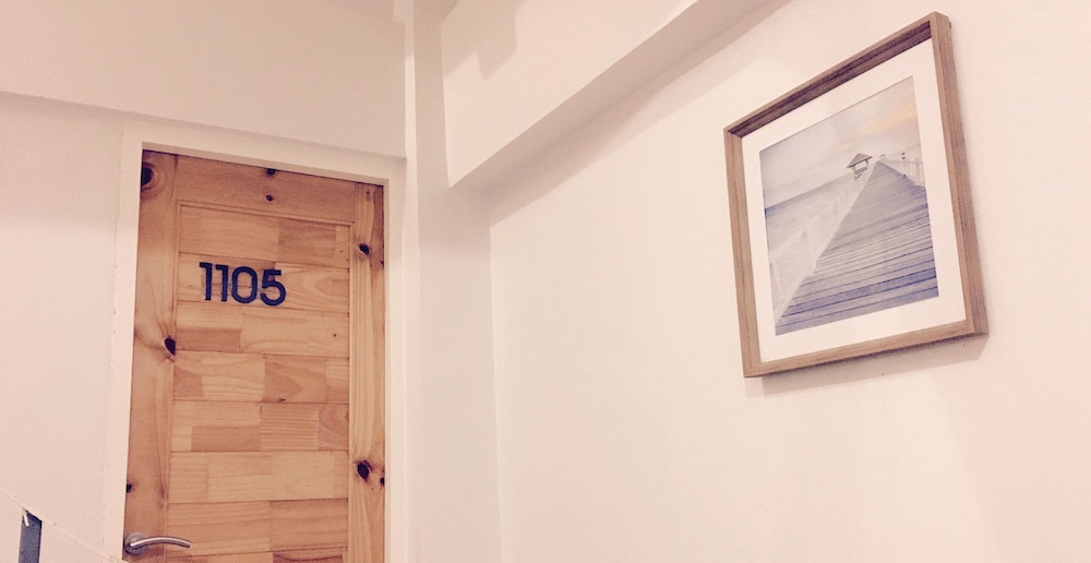 the color express hotel