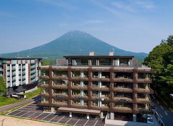 aya niseko
