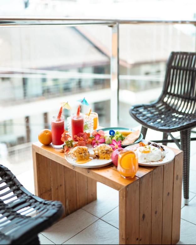 jonys boutique hotel