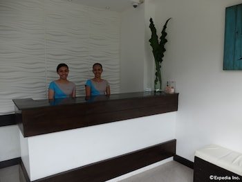 jonys boutique hotel