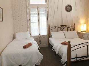 ulmarra hotel