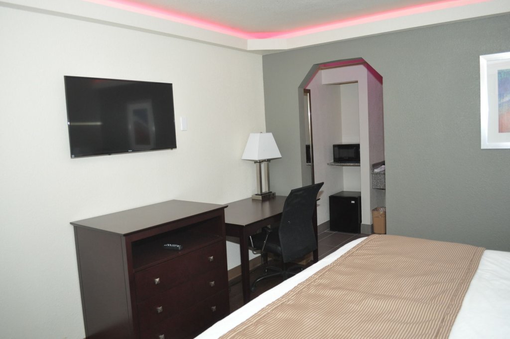 trinity suites downtown dallas