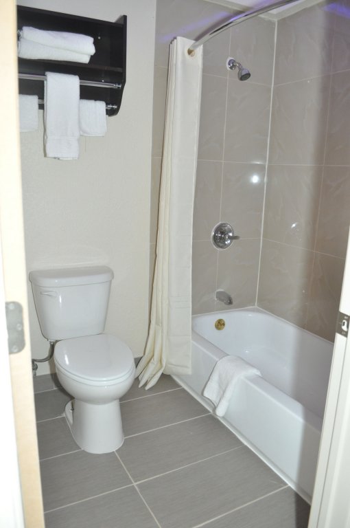 trinity suites downtown dallas