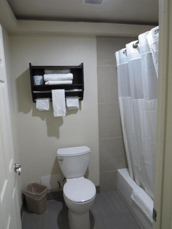 trinity suites downtown dallas