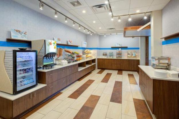 holiday inn express and suites new castle by ihg