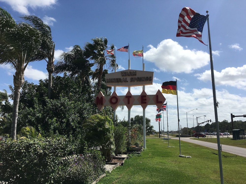 warm mineral springs motel