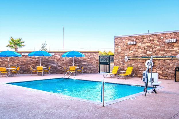 fairfield inn and suites san antonio brooks city base