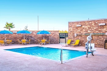 fairfield inn and suites san antonio brooks city base