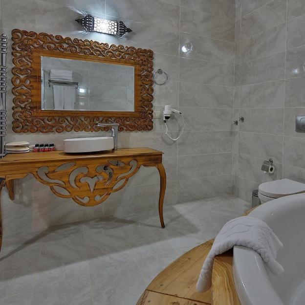 elevres stone house hotel