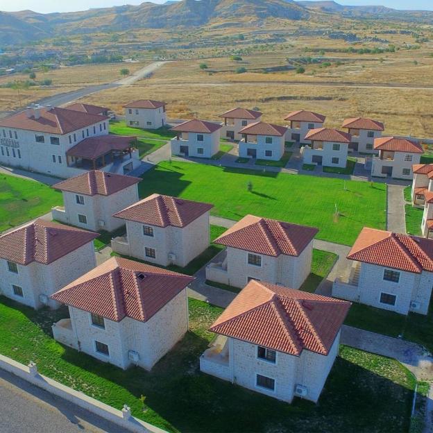 elevres stone house hotel