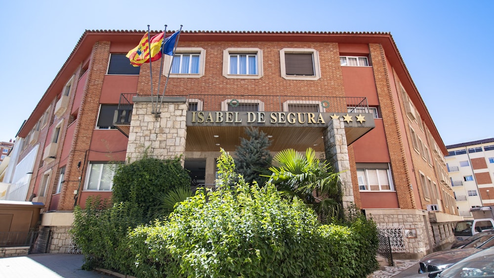 hotel isabel de segura