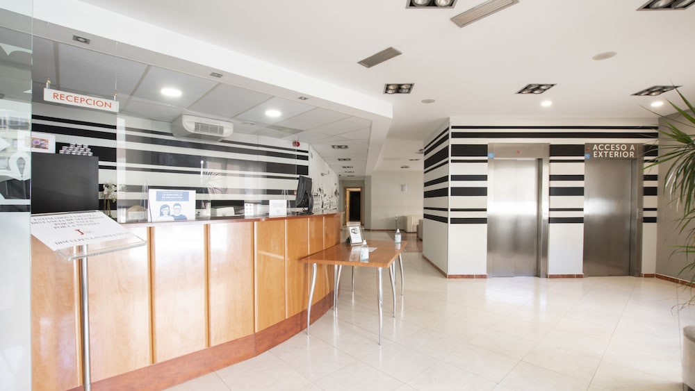 hotel isabel de segura