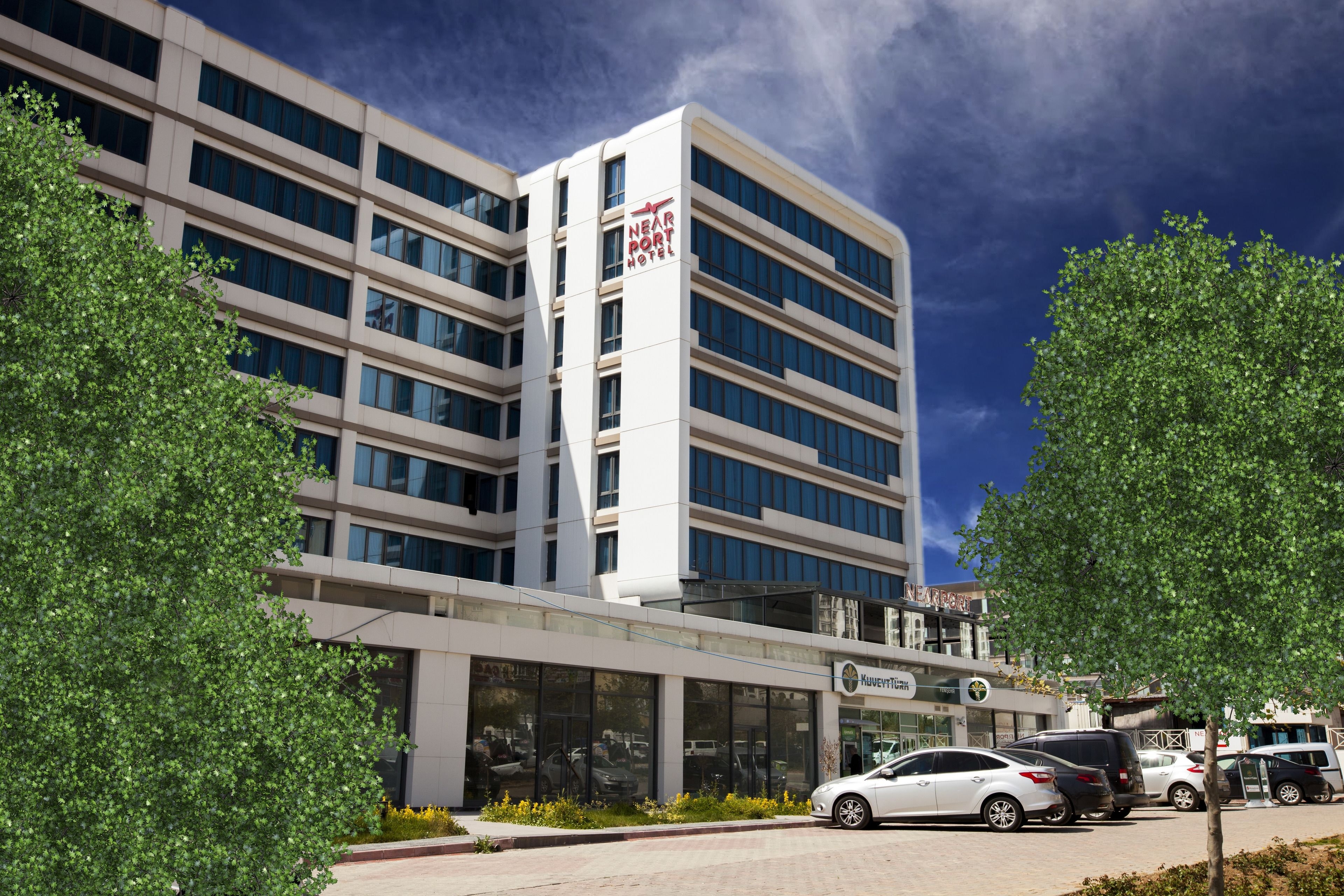 nearport hotel