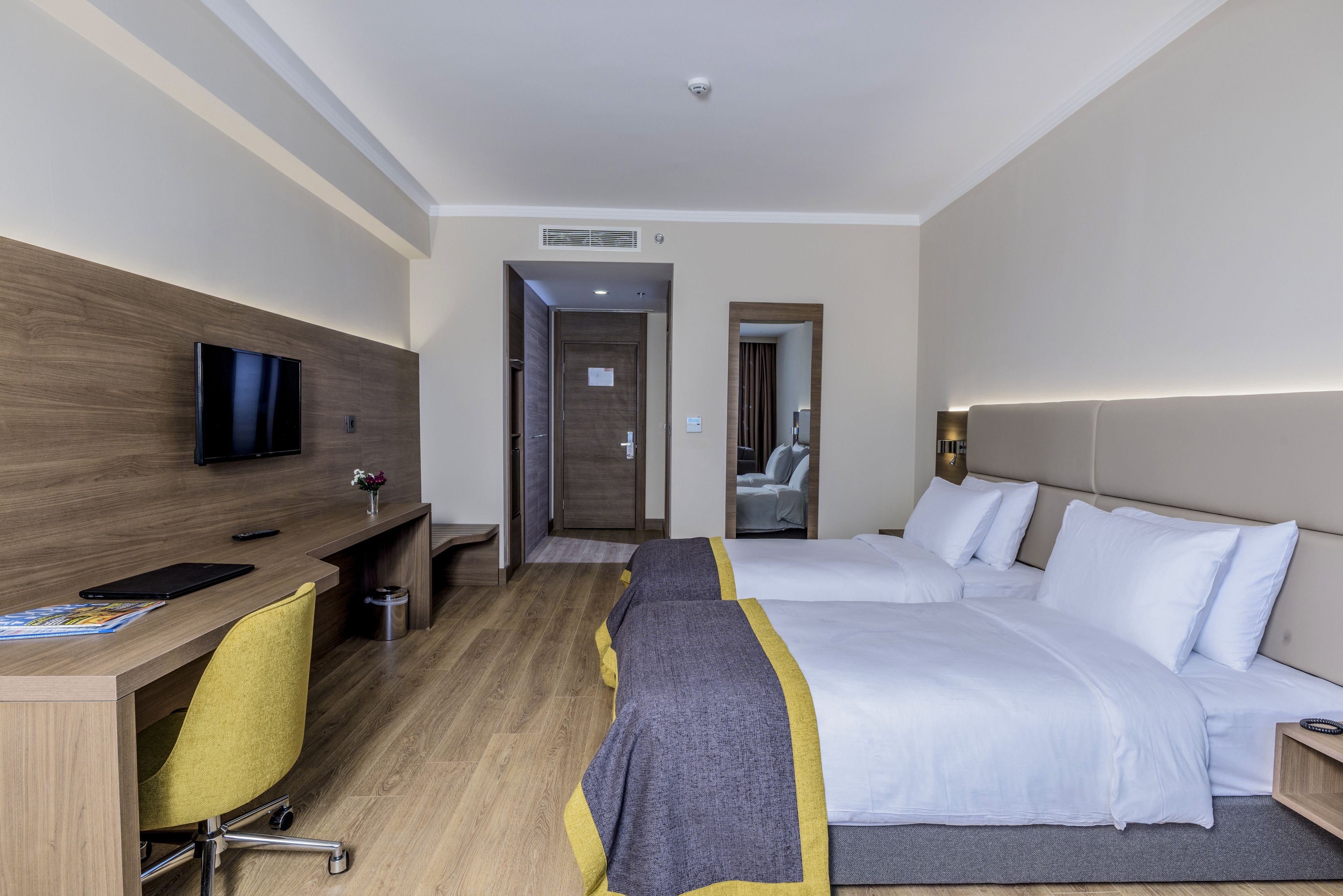 nearport hotel